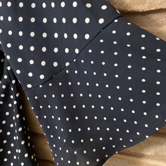 TALBOTS Women Black & White Polka Dot Blouse Top Ruffle Trim 3/4 Sleeves Sz M - Picture 3 of 9